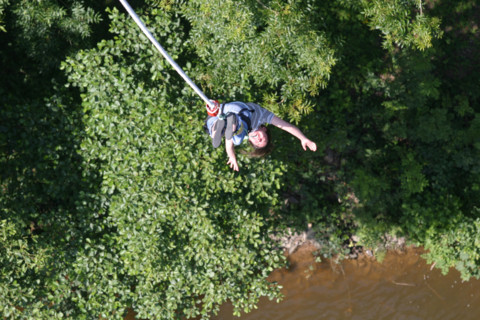 France, Basse Normandie, Calvados, bocage, viaduc de la Souleuvre, saut a l'elastique, bunjy, aj hackett, aventure,