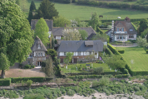 France, Haute Normandie, eure, vallee de la Seine, village d'Aizier, route des chaumieres, depuis la passerelle d'un cargo, berges, environnement,