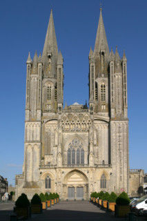 France, Basse Normandie, Manche, coutances, place de la cathedrale facade, tours, art gothique,