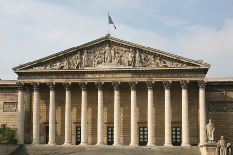 France, Paris 7e, palais bourbon, assemblee nationale, institution, pouvoir legislatif, portique a colonnes,