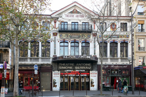 France, facade