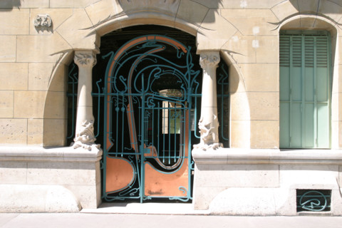 Castel Béranger in Paris