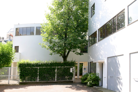 France, paris 16e, square du docteur blanche, fondation le corbusier, architecte, villas la roche