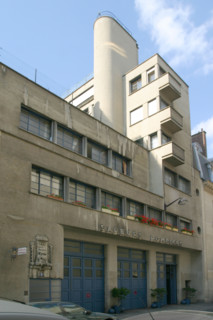 France, Paris 16e, caserne des pompiers, rue Mesnil, architecte, Robert Mallet-Stevens, art deco,