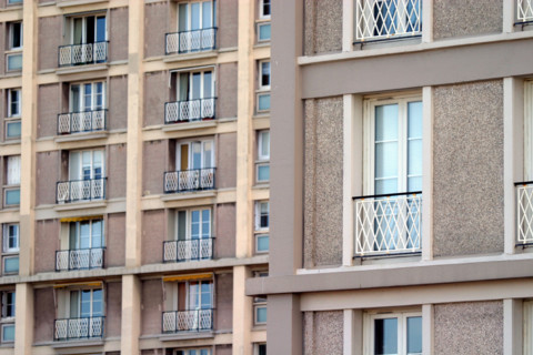 France: Normandie, Seine Maritime, le havre, architecte auguste perret, detail habitat, appartements, fenetres, beton,