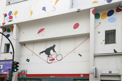 France, Paris 20e, rue de menilmontant, mur peint