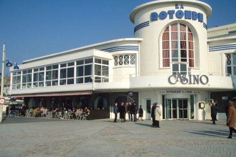 France, Bretagne, Cotes d'Armor, cote d'Emeraude, pleneuf val Andre, casino,