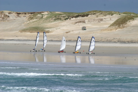 France, Bretagne, Finistere sud, pays bigouden, pointe de la torche, sable, dunes, speedsail, char a voile,
