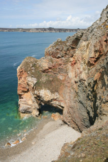 France, Bretagne, Finistere, presqu'ile de crozon, pointe de dinan, rochers, arche, greve, plage,