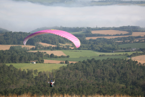France, Bretagne, Finistere sud, menez hom, paysage, panorama, depuis le sommet, parapente, loisirs aeronautiques, vol libre,