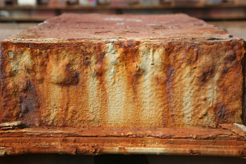 France, Bretagne, Finistere Sud, Cornouaille, Concarneau, chantier naval, Le Passage, bateau au sec, travaux, matieres, metal, rouille, corrosion,