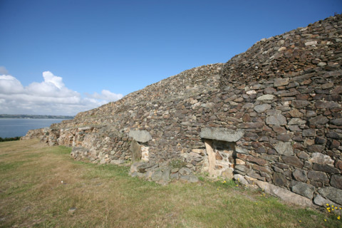 France, Bretagne, Finistere Nord, cairn de barnenez, plouezoc'h pres de morlaix, sepulture, megalithes, archeologie,