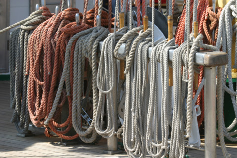 France, Basse Normandie, Manche, Cotentin, Cherbourg, rade, tall ships race 2005, grands voiliers, cordage,