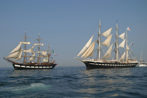 France, Basse Normandie, Manche, Cotentin, Cherbourg, rade, tall ships race 2005, grands voiliers, course, belem, bateau francais, fondation caisse d'epargne, jeannie johnston,