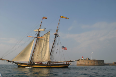 France, Basse Normandie, Manche, Cotentin, Cherbourg, rade, tall ships race 2005, grands voiliers, course, pride of baltimore, fort de l'ouest,