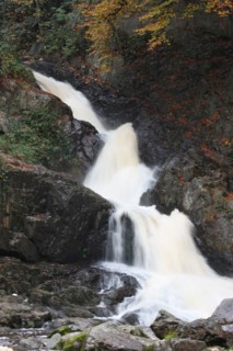France, Basse Normandie, Manche, pays de la baie, mortain, la grande cascade, paysage, eau, nature, automne,