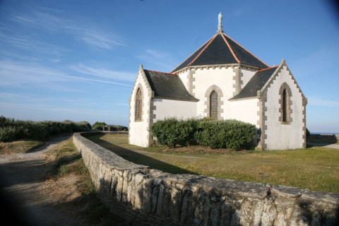 France, Bretagne, Morbihan, golfe du Morbihan, presqu'ile de rhuys, sarzeau, penvins, eglise, chemin littoral,