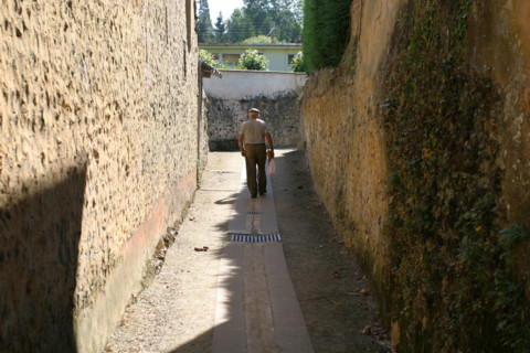 France, pole