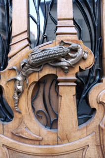 Building 151 rue de Grenelle, Paris