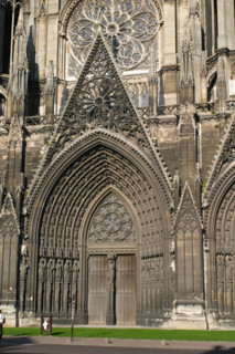 France, Haute Normandie, Seine Maritime, Rouen, eglise abbatiale Saint-Ouen, facade ouest, portail central, voutes, sculptures,