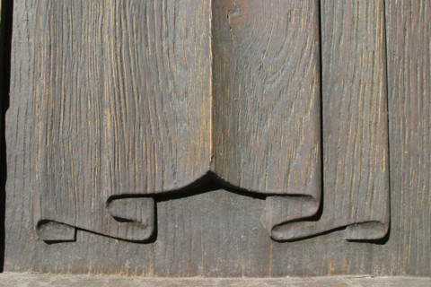 France, Haute Normandie, Seine Maritime, Rouen, archeveche, rue des bonnetiers, hotel particulier, 
detail panneau de porte, bois, motif parchemin,