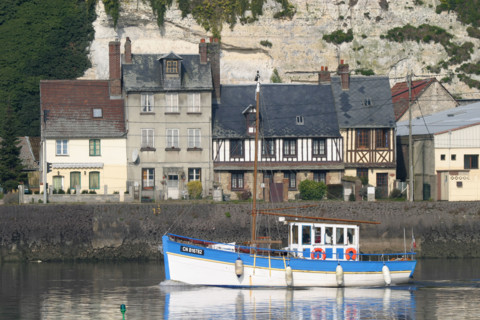 France, Haute Normandie, Seine Maritime, vallee de la Seine, canteleu, croisset, petit bateau de peche,