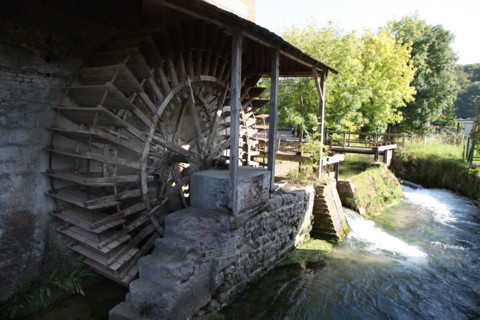 France, Haute Normandie, Seine Maritime, pays de Caux maritime, Hericourt-en-Caux, vallee de la Durdent, moulin a eau, roue,
