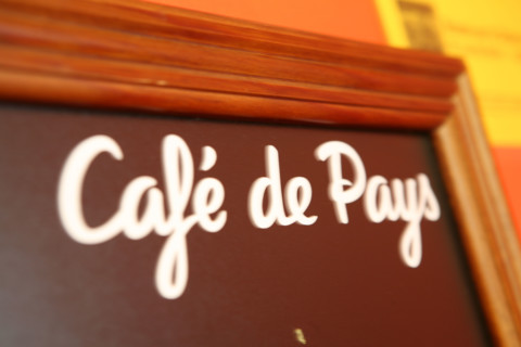 France, Haute Normandie, Seine Maritime, pays de bray, les ventes saint remy, cafe de pays, le rendez vous, panneau, pancarte, logo,