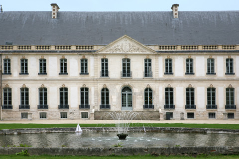 France, Haute Normandie, Seine Maritime, vallee de la Seine, gruchet le valasse, parc EANA, consacre au developpement durable, environnement, ancienne abbaye, jardin,