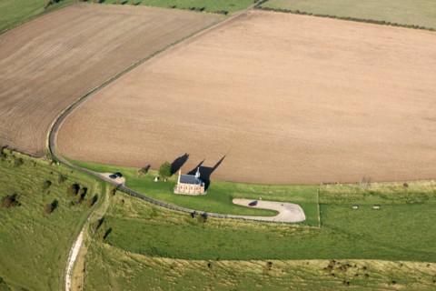 France, Haute Normandie, Seine Maritime, pays de la bresle maritime, survol de la vallee de la bresle maritime, champs, agriculture, chapelle,
