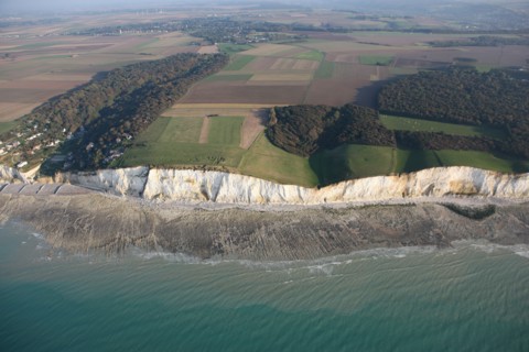 France, picardie somme, pays de la bresle maritime, vue aerienne, littoral, cote d'albatre, falaises, le bois de cise