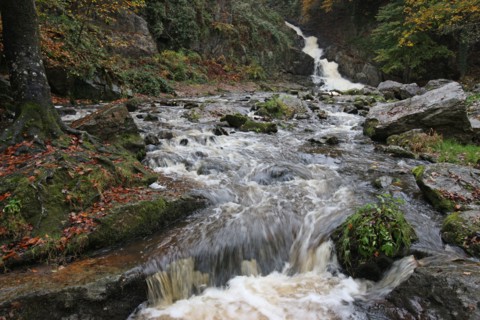 France, Basse Normandie, Manche, pays de la baie, mortain, la grande cascade, paysage, eau, nature, automne,