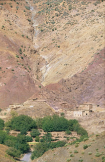 Afrique, maroc, haut atlas, Village 
entre Marrakech et ouarzazate, montagne, desert, paysage, panorama, route,