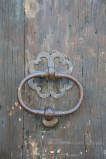 France, uzes