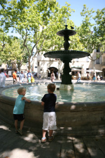 France, uzes