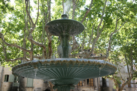 France, uzes