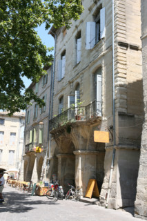 France, uzes
