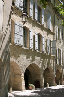 France, uzes