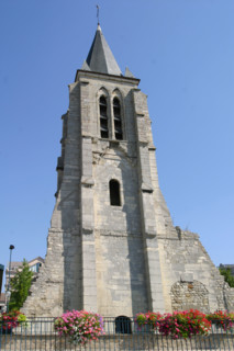 France, ile de france, essonne, massy, facade eglise, centre ville,
