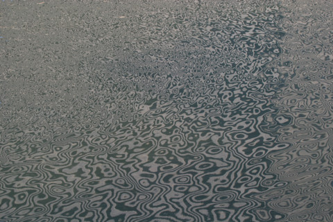 France, ile de france, hauts de seine, neuilly sur seine, la seine sous le pont de neuilly, reflets, formes geometriques,