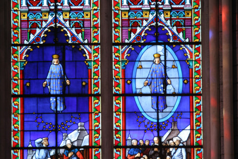 France, pays de loire, mayenne, pontmain, basilique, lieu de pelerinage, edifice religieux, vierge, apparition, miracle, religion, vitrail,