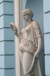 europe, Hongrie, budapest, hotel Mercure Nemzetti, 
josef korut 4, decor, statue, sculpture, facade, femme,