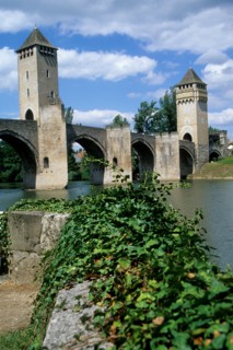 France, midi pyrenees, lot, quercy, cahors, pont valentre, medieval, riviere, berges,