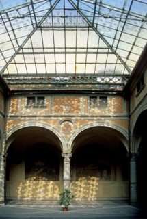 Italie, toscane, florence, firenze, piazza de la santissima annoziata, renaissance italienne, verriere, colonnes, arcades, lumiere,