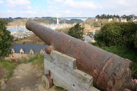 France, Bretagne, Morbihan, la roche bernard, vilaine, ville, port, promontoire, rocher, canon, la couronne, panorama, pont,