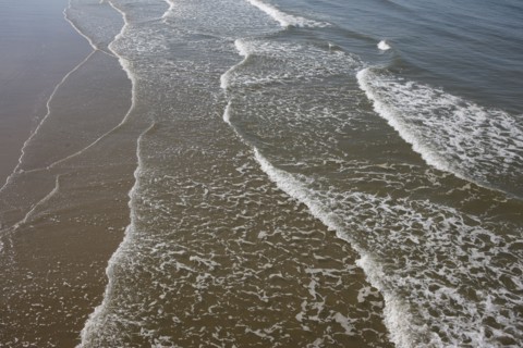 France, region nord, pas de calais, calais, plage, cabines de plage, mer du nord, sable, vagues, maree,