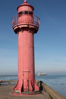 France, region nord, pas de calais, boulogne sur mer, port, mer du nord, ferry, transmanche ferries, ld lines, cote d'albatre, liaison boulogne douvres, vagues, phare, digue,