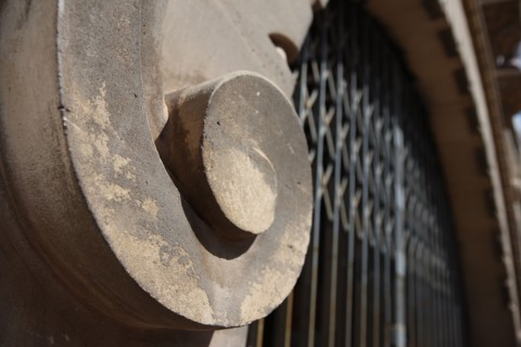 France, Basse Normandie, calvados, cote fleurie, houlgate, bord de mer, habitat, architecture balneaire, detail decor, grille,