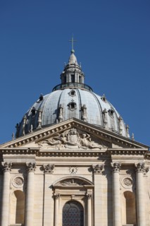 France, ile de france, paris 5e arrondissement, eglise notre dame du val de grace, place alphonse laveran, rue saint jacques, facade sur cour, fronton, dome, coupole,
