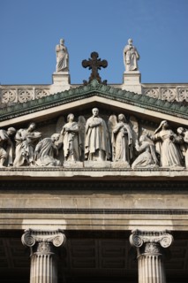 France, ile de france, paris 10e arrondissement, eglise saint vincent de paul, place franz liszt, architecte hittorff, fronton figurant saint vincent de paul, religion catholique,